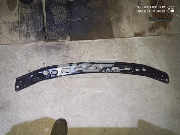 Кронштейн бампера переднього, центральний 5252160090 Toyota