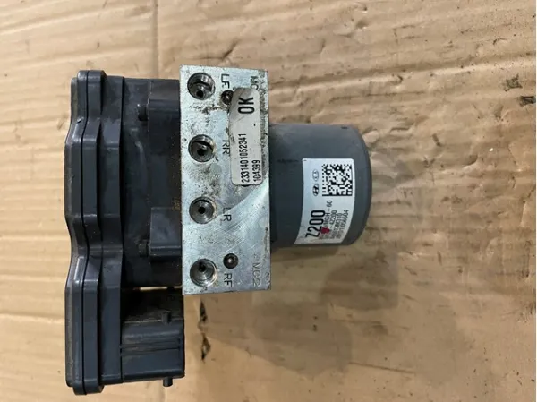Блок АБС 589204Z200 Hyundai/Kia