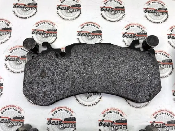 Передні тормозні колодки A0004207205 Mercedes