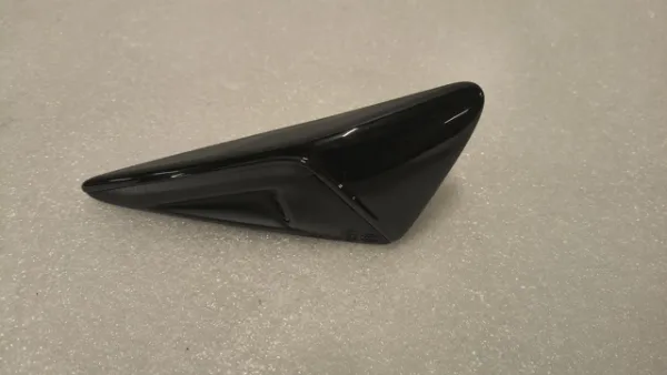  149586722C Tesla Motors