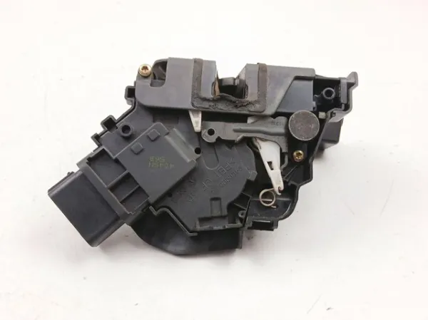  3M5AR21813EP Ford