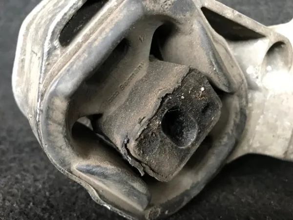  8A0599113B VAG