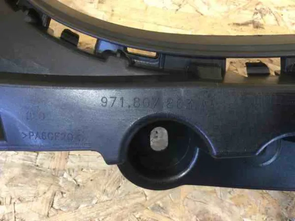  971807863A Porsche