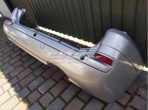 Задній бампер 1484204077 Peugeot/Citroen