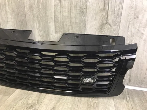 Решітка радіатора Land Rover Range Rover IV