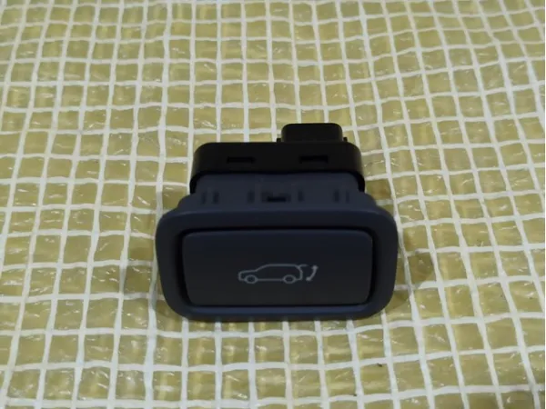  81880GI100NNB Hyundai/Kia