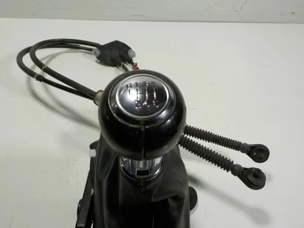  DFR546100 Mazda