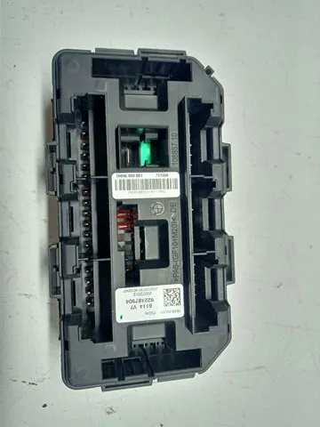 Блок запобіжників 9224879 BMW