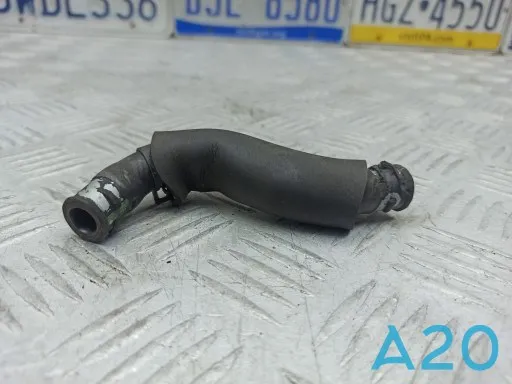  PY8V43621 Mazda