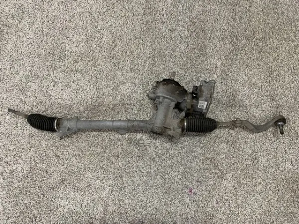  38218113 BMW