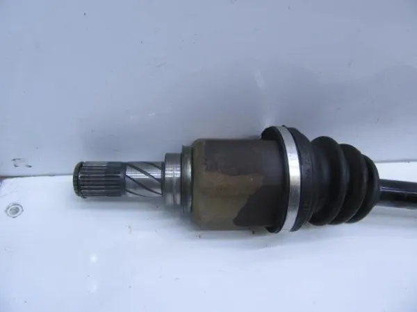 Піввісь права 39100AY100 Nissan/Infiniti