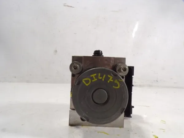  265950472 Land Rover