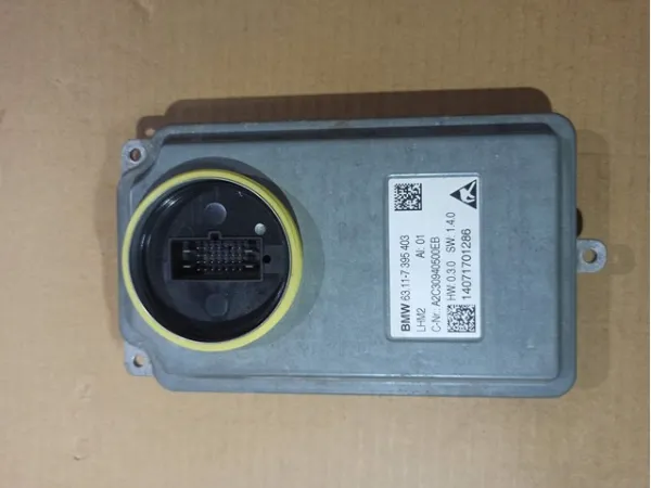  00199215 Tesla Motors