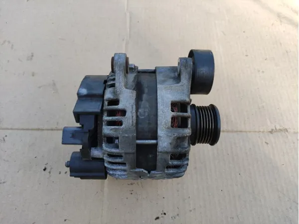 Генератор 231004HH3A Nissan/Infiniti