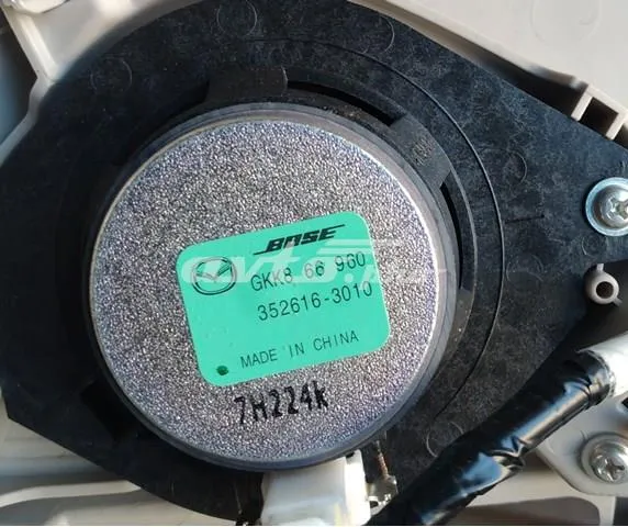  KB8C68250 Mazda