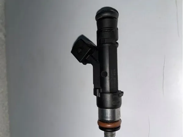 Паливні форсунки 0280158099 Bosch