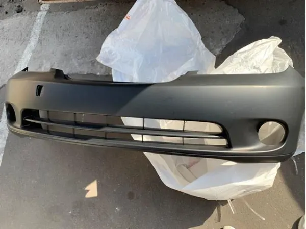 Передній бампер 5211933930 Toyota