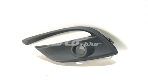 Обід (окантовка) фари протитуманної, лівої BAJC50C21A Mazda