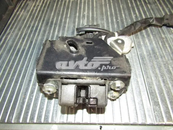 Замок багажника 6935060150 Toyota