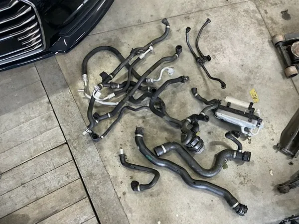 Помпа водяна (насос) охолодження, додатковий електричний 11518651288 BMW