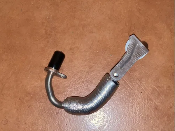 Шланг/патрубок рідинного охолодження турбіни, подача 11538663516 BMW