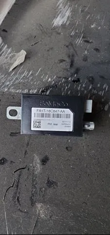  FA1T18C847AA Ford