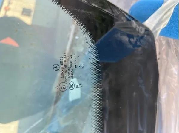 Лобове скло A1676704701 Mercedes