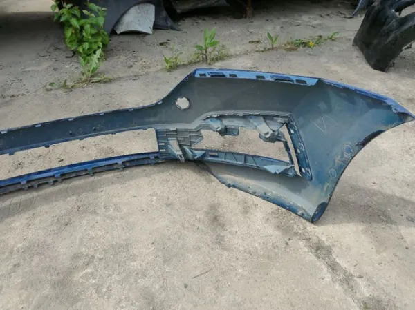 Передній бампер 5E3807221 VAG