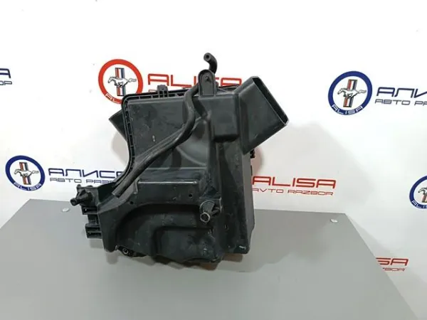 Корпус фільтра 165003JA0C Nissan/Infiniti