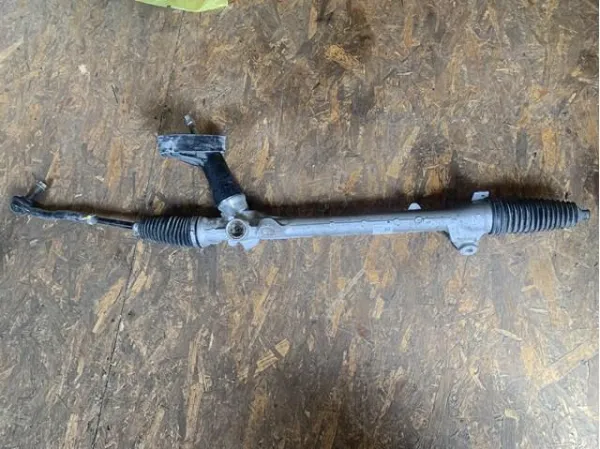 Рульова рейка BCKA32110B Mazda