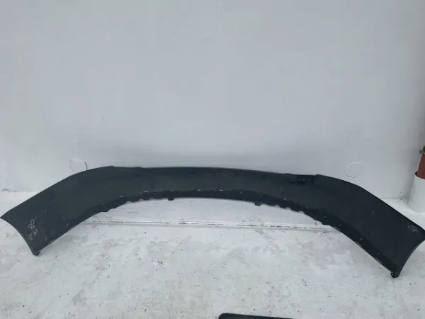 Задній бампер 600817900D Tesla