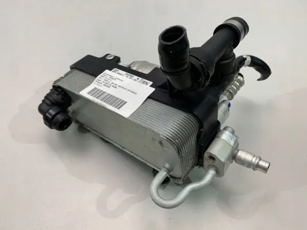 Радіатор кондиціонера 6842989 BMW