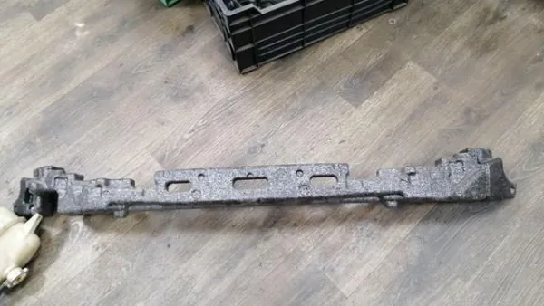 Абсорбер (наповнювач) бампера переднього 86520AA000 Hyundai/Kia