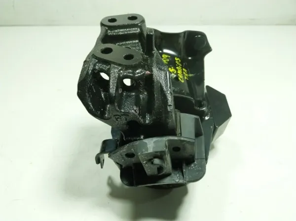 Подушка двигуна задня 1237125180 Toyota