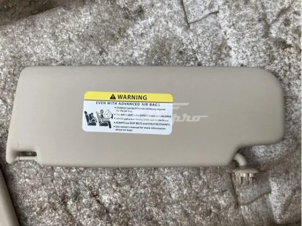 Сонцезахисний козирок 5C6857552D4T6 VAG