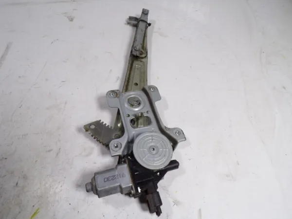  72211TM8003 Honda