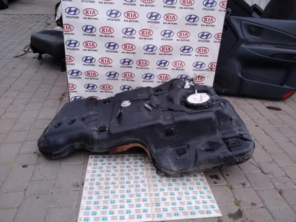 Паливний бак 311502P800 Hyundai/Kia