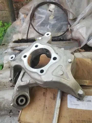 Цапфа - поворотний кулак задній, правий 28411AN02A Subaru