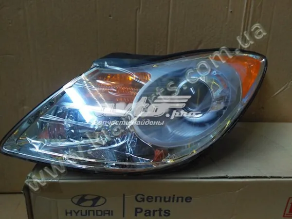 Фара ліва 921013J050 Hyundai/Kia
