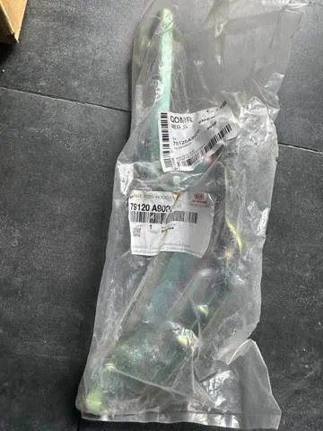 Петля капота, права 79120A9000 Hyundai/Kia