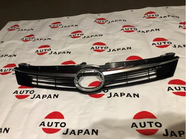 Решітка радіатора 5310133471 Toyota