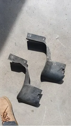  100369600C Tesla