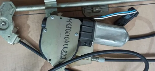 Механізм склопідіймача двері передньої, правої ВАЗ KALINA 1118