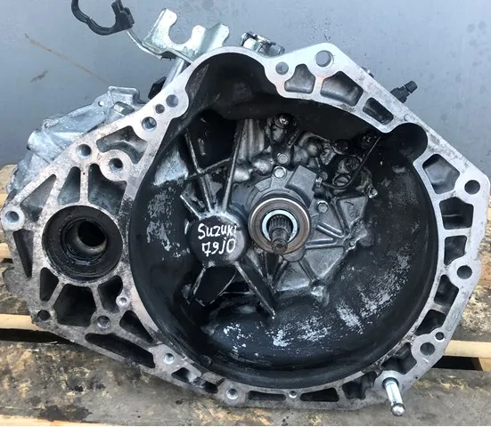 Коробка передач 79J2 Suzuki