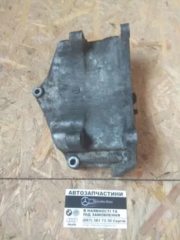 Кронштейн генератора Mercedes CLK C208