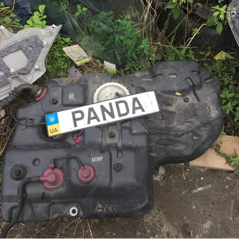 Паливний бак 770010E031 Toyota