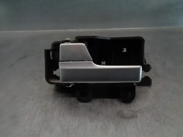  3M51R22601AA Ford