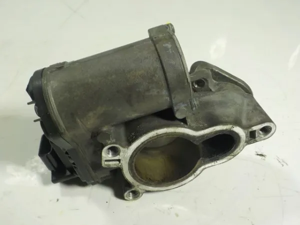 Клапан ЄГР 8200796674C Renault (RVI)