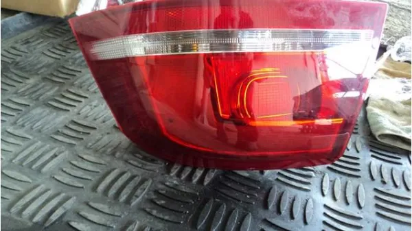 Ліхтар задній правий, зовнішній 3AE945096C VAG