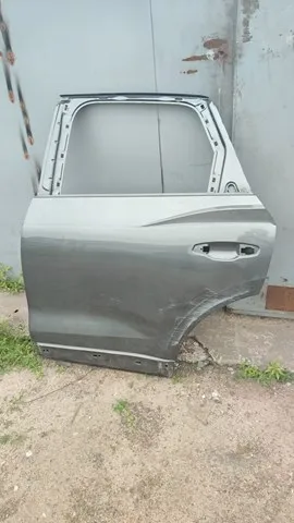 Двері задні, ліві Audi Q3 F3B